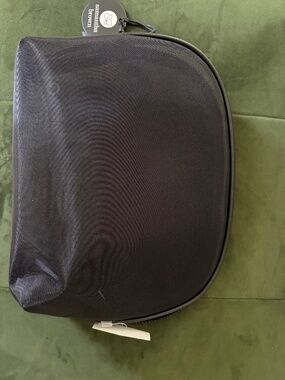 Samantha Brown Mesh Pouch Set NEW